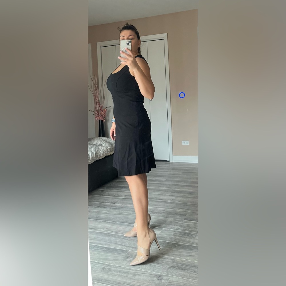 NWT Tommy Hilfiger black dress, classic and very versatile. - Picture 2 of 6